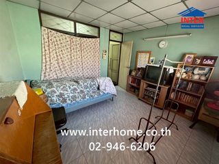 Gewerbefläche zum Kauf mit 3 Zimmer in Bangkok Noi, Bangkok