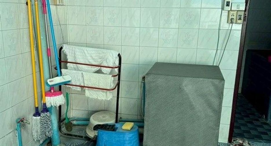Gewerbefläche zum Kauf mit 3 Zimmer in Bangkok Noi, Bangkok