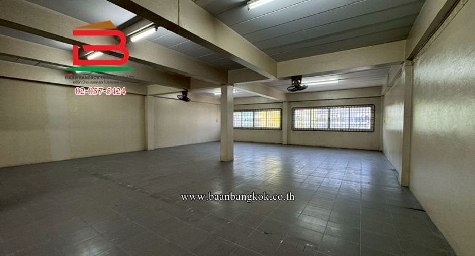 出售 6 卧室 商业空间 在 Thanyaburi, Pathum Thani
