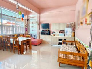 Casa en venta de 5 habitaciones en Mueang Chachoengsao, Chachoengsao