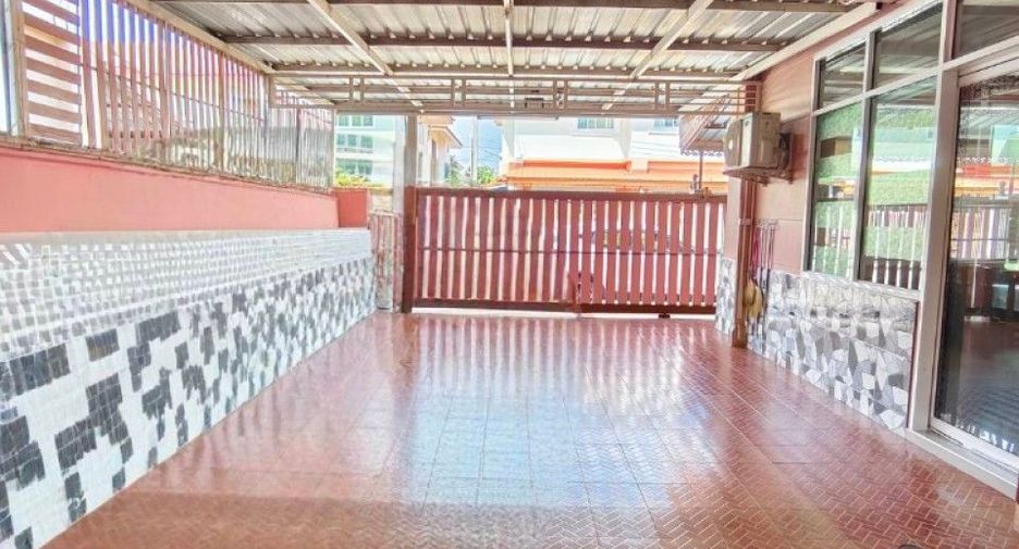 Haus zum Kauf mit 5 Zimmer in Mueang Chachoengsao, Chachoengsao