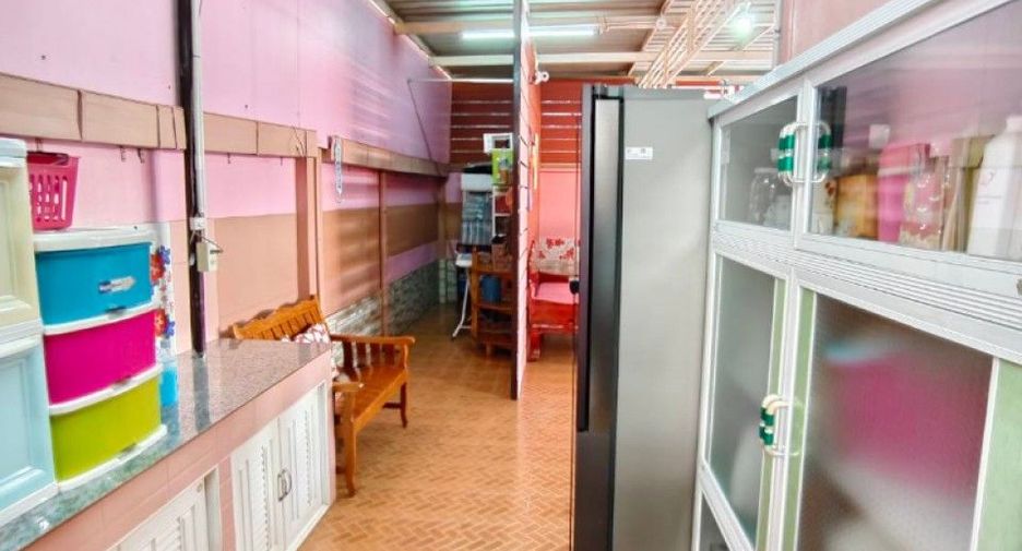 Haus zum Kauf mit 5 Zimmer in Mueang Chachoengsao, Chachoengsao