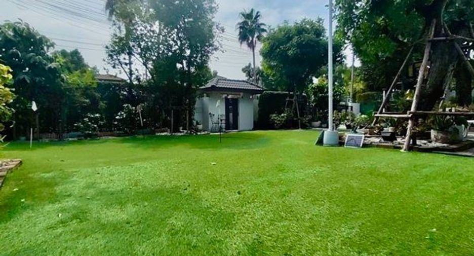 出售 4 卧室 独立屋 在 Sai Mai, 曼谷