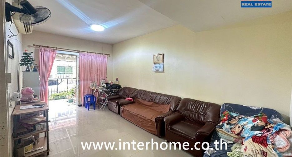 For sale 4 bedrooms townhouse in Bang Phli, Samut Prakan