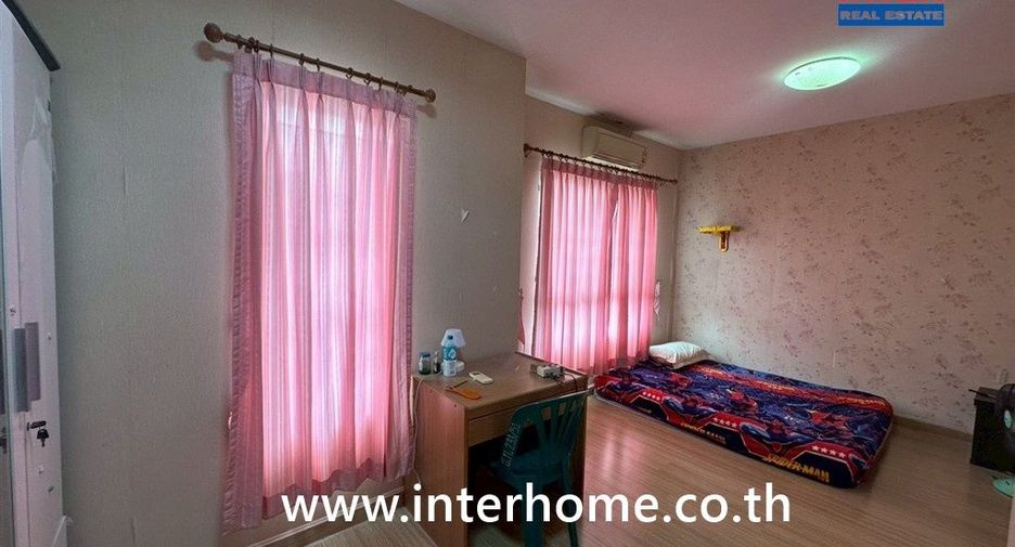 For sale 4 bedrooms townhouse in Bang Phli, Samut Prakan