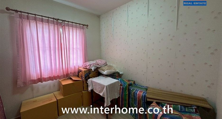 For sale 4 bedrooms townhouse in Bang Phli, Samut Prakan