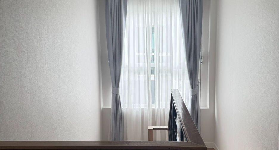 For rent 4 bedrooms house in Lat Krabang, Bangkok