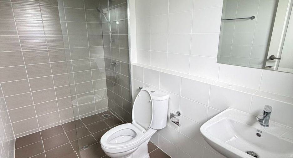 For rent 4 bedrooms house in Lat Krabang, Bangkok