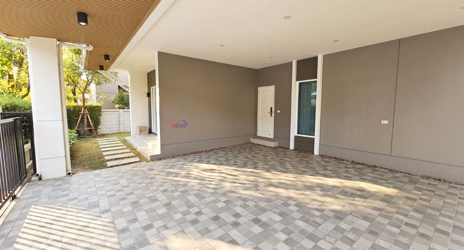 出租 4 卧室 独立屋 在 Lat Krabang, 曼谷