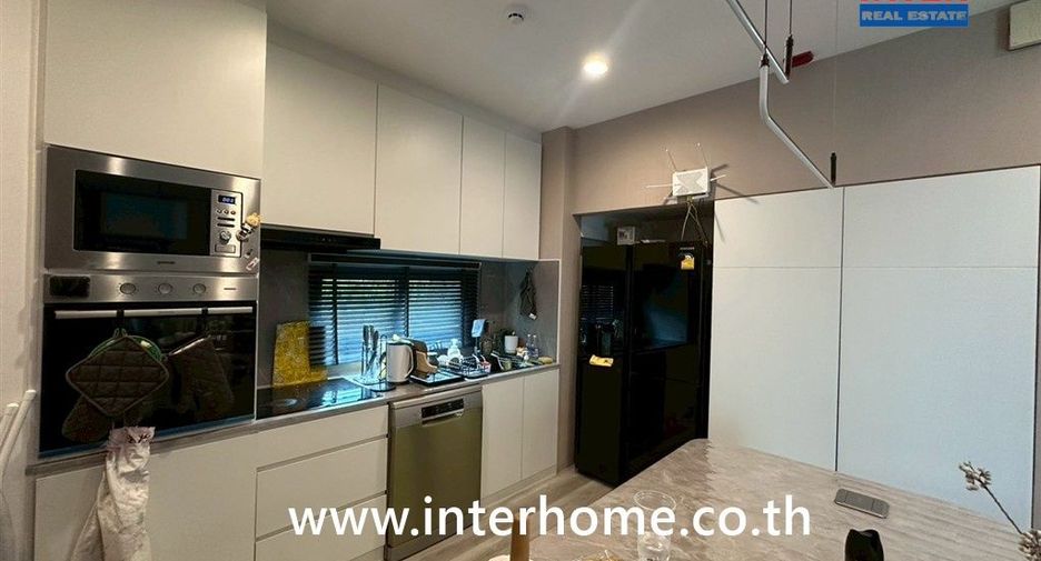 À vendre 4 chambres maison à Bang Phli, Samut Prakan