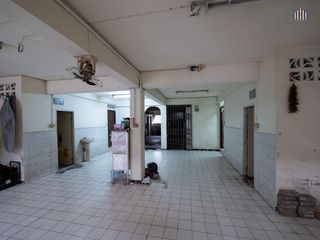 Local comercial en venta en Bang Bon, Bangkok