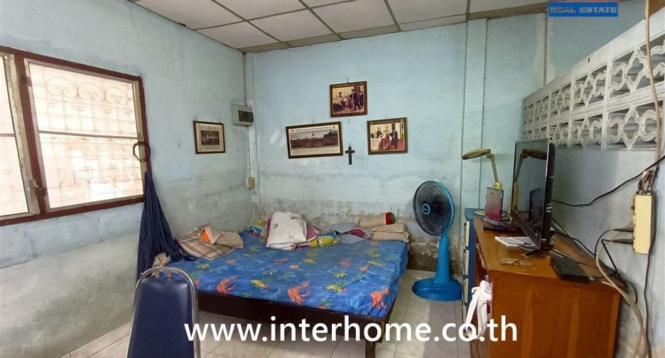 Casa adosada en venta de 1 habitaciones en Lam Luk Ka, Pathum Thani