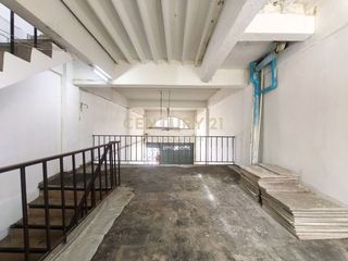 Gewerbefläche zum Kauf in Huai Khwang, Bangkok