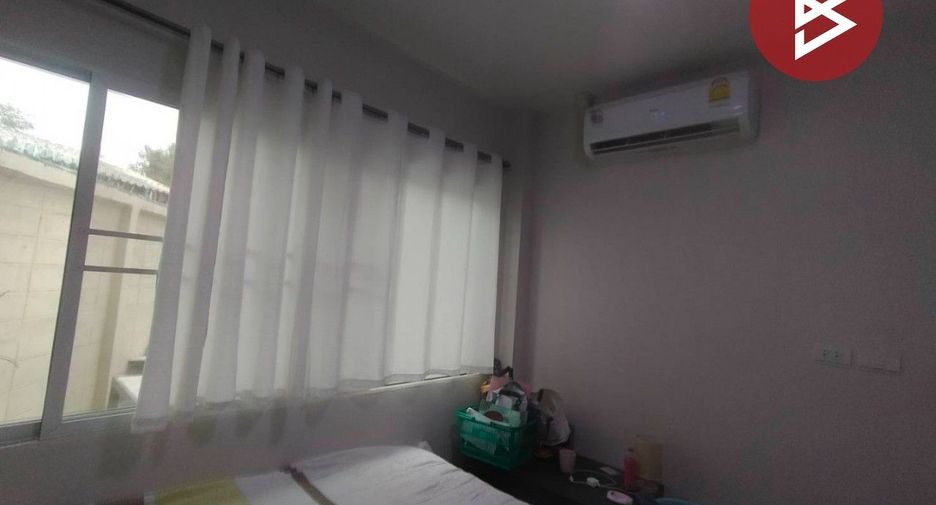 Haus zum Kauf mit 6 Zimmer in Mueang Samut Prakan, Samut Prakan