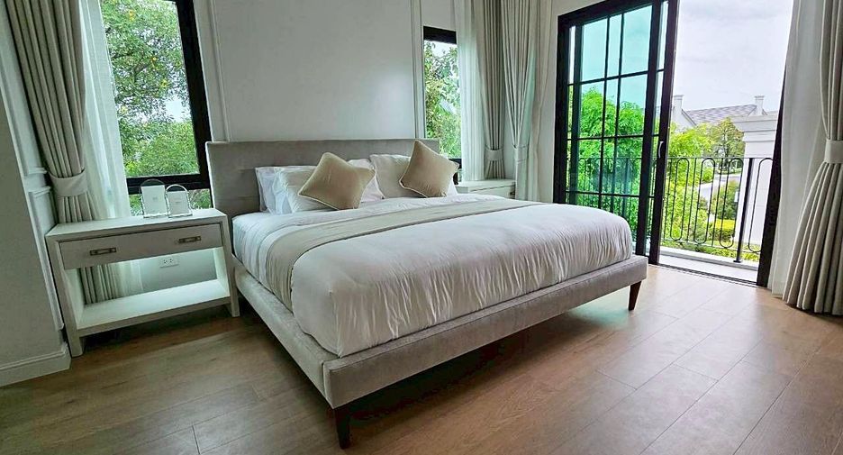 Haus zur Miete mit 5 Zimmer in Saphan Sung, Bangkok