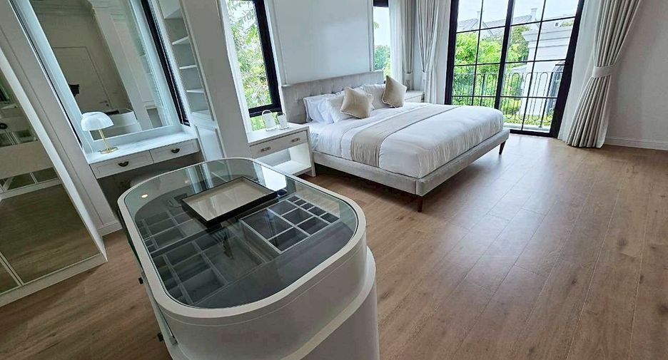 Haus zur Miete mit 5 Zimmer in Saphan Sung, Bangkok