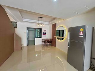 For rent 2 bedrooms townhouse in Bang Lamung, Chonburi