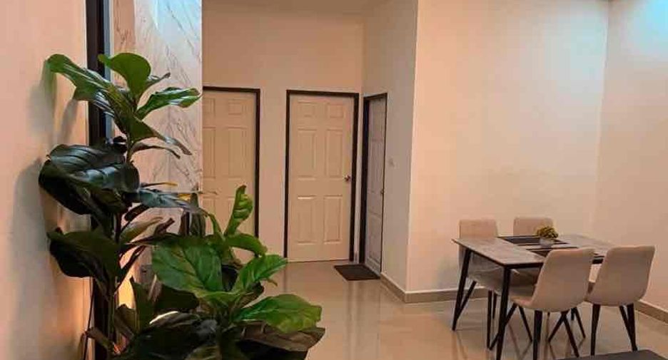 À louer 3 chambres maison à Bang Lamung, Chonburi
