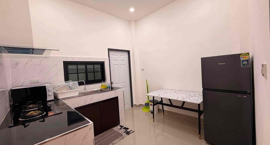À louer 3 chambres maison à Bang Lamung, Chonburi