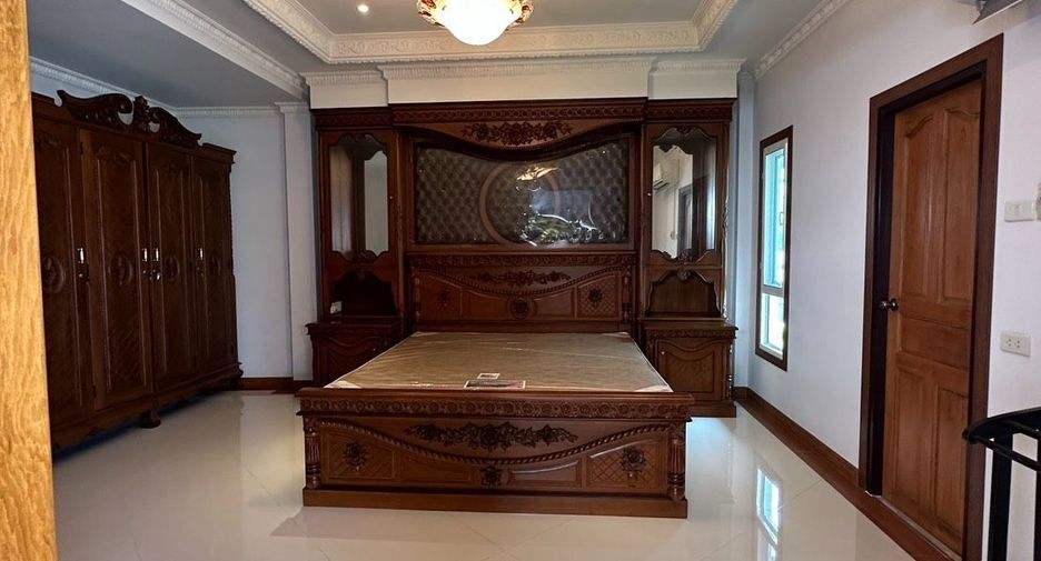 For rent and for sale 4 bedrooms house in Bang Lamung, Chonburi
