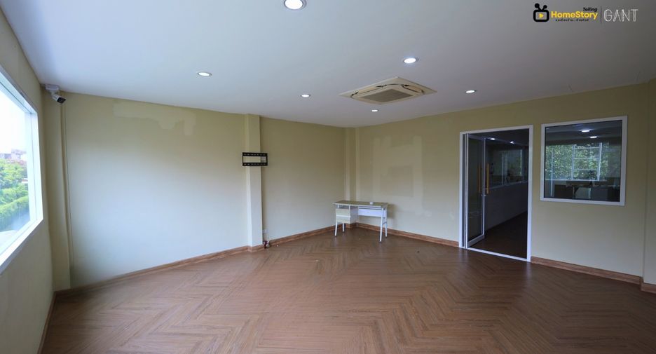 À vendre 1 chambre maison de ville à Prawet, Bangkok