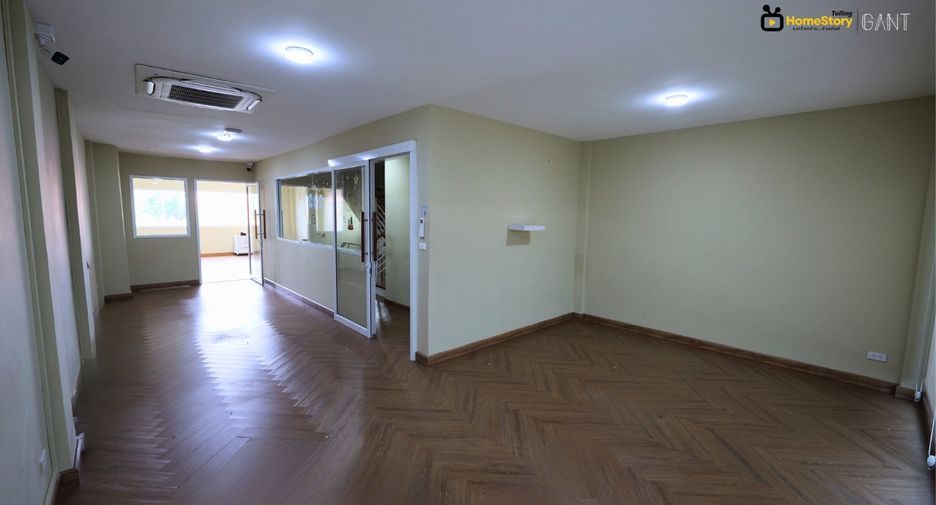 À vendre 1 chambre maison de ville à Prawet, Bangkok