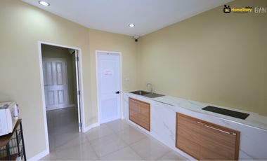 Продажа 1 кровать таунхаус в Пращет, Бангкок