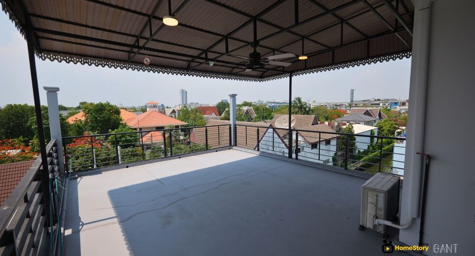 À vendre 1 chambre maison de ville à Prawet, Bangkok