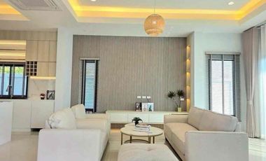 À vendre 3 chambres villa à Huay Yai, Pattaya