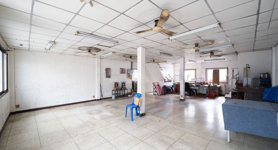Local comercial en venta en Bang Bon, Bangkok