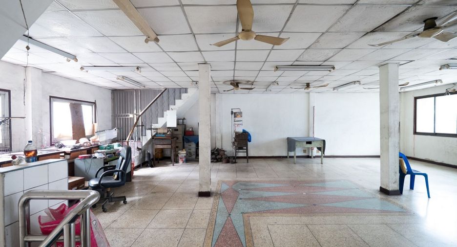 Local comercial en venta en Bang Bon, Bangkok