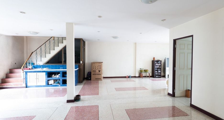 Local comercial en venta en Bang Bon, Bangkok