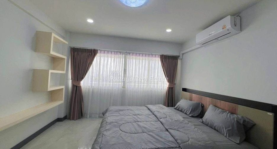 For sale 3 bedrooms condo in Jomtien, Pattaya