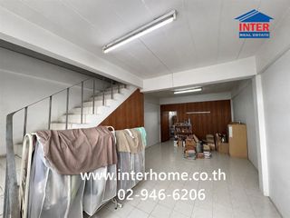 For sale 3 bedrooms retail Space in Bang Bon, Bangkok