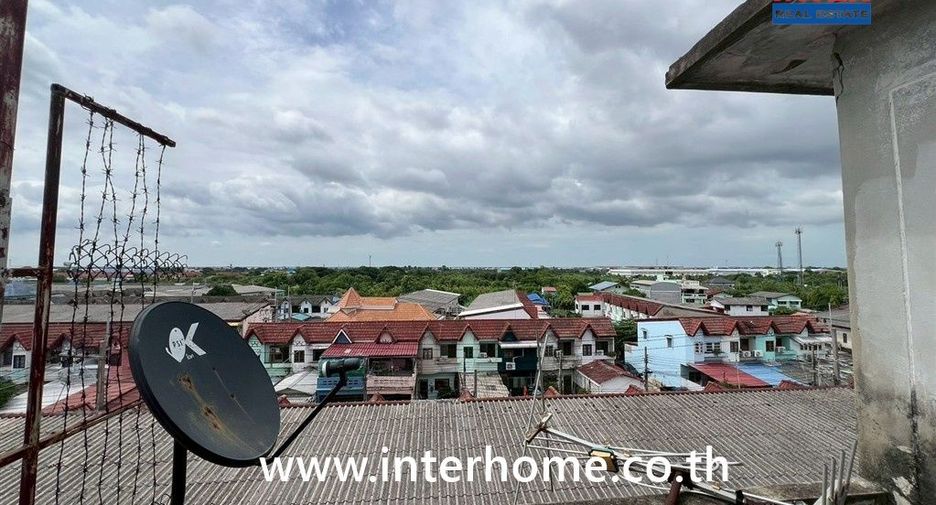 For sale 3 bedrooms retail Space in Bang Bon, Bangkok