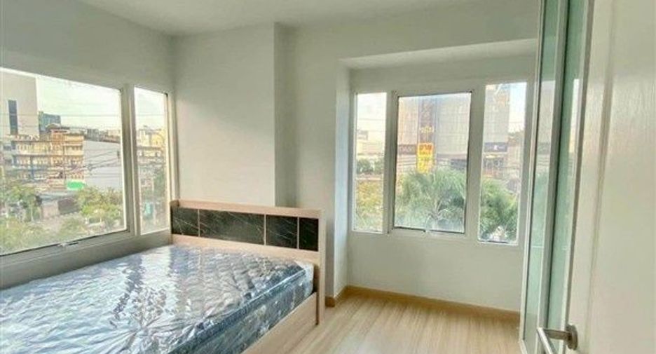 For sale 1 bed condo in Thon Buri, Bangkok