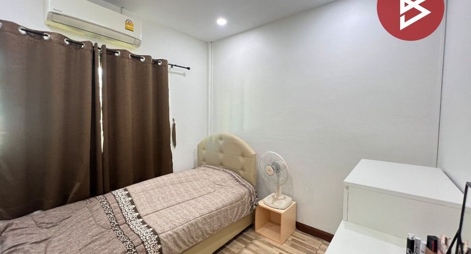 Reihenhaus zum Kauf mit 2 Zimmer in Pak Kret, Nonthaburi