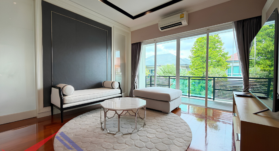 À louer 4 chambres maison à Saphan Sung, Bangkok