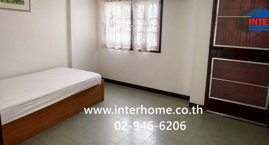 For sale 2 bedrooms townhouse in Bang Bua Thong, Nonthaburi