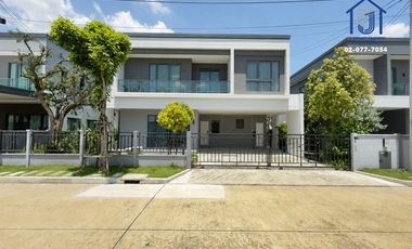 出售 4 卧室 独立屋 在 Sai Mai, 曼谷