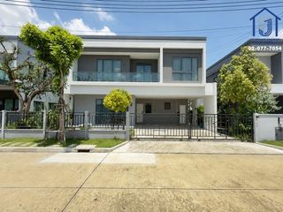出售 4 卧室 独立屋 在 Sai Mai, 曼谷
