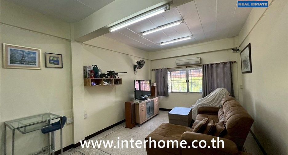 Gewerbefläche zum Kauf mit 5 Zimmer in Bang Khae, Bangkok