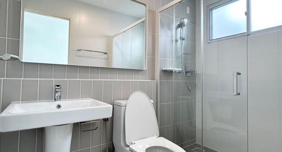 For rent 3 ベッドルーム townhouse in Prawet, Bangkok