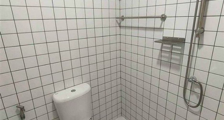 For sale 2 bedrooms townhouse in Min Buri, Bangkok