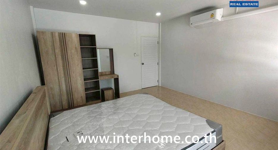 For sale 2 bedrooms townhouse in Min Buri, Bangkok