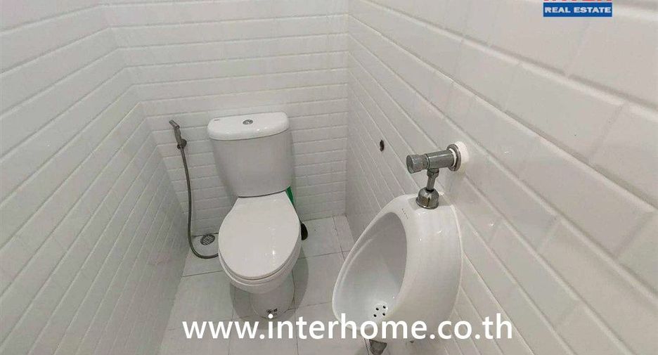 For sale 2 bedrooms townhouse in Min Buri, Bangkok