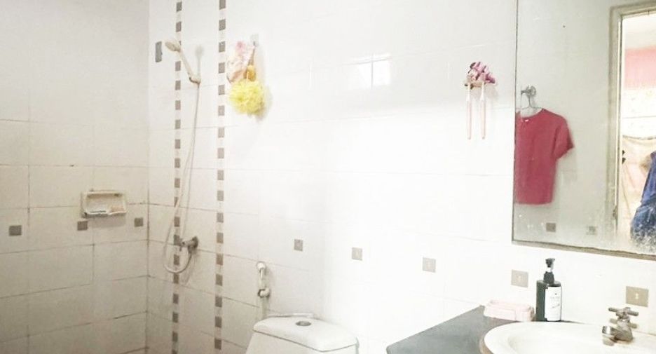 For sale 3 bedrooms house in Phan Thong, Chonburi