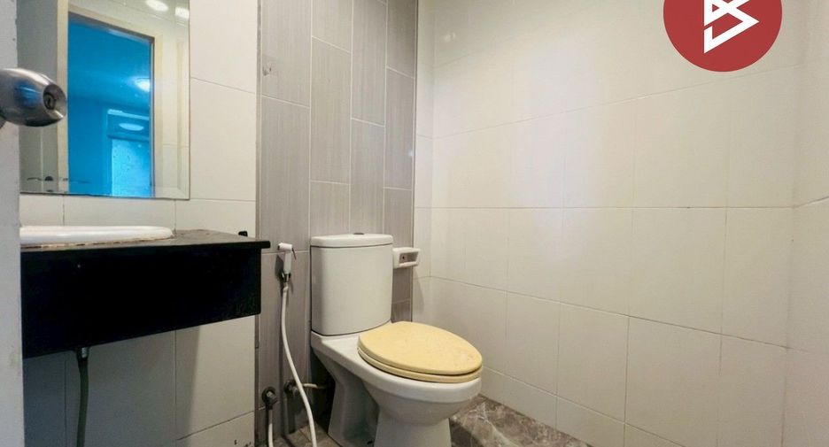 出售 3 卧室 联排别墅 在 Phasi Charoen, 曼谷