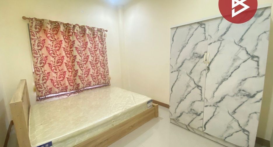 Casa en venta de 3 habitaciones en Si Racha, Chonburi