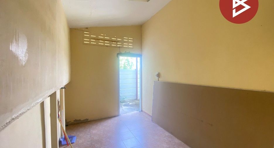 Casa en venta de 3 habitaciones en Si Racha, Chonburi